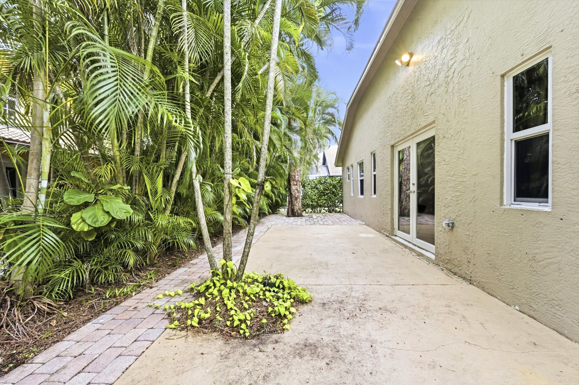 340 Hammocks Trail, Greenacres, FL 33413 Photo