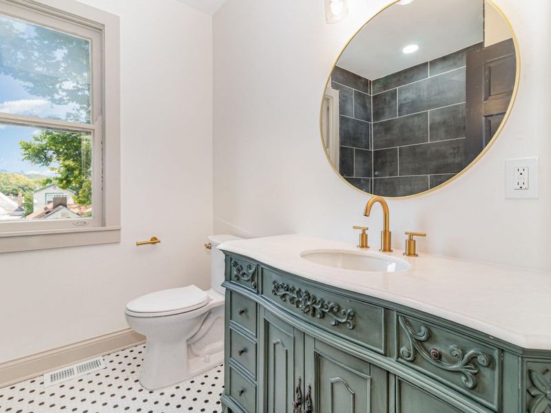 2038 Greenup Street, Covington, KY 41014 Photo 19