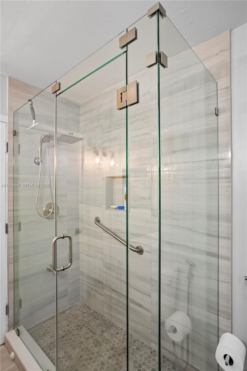 6331 SW 62nd Ter, South Miami, FL 33143 Photo