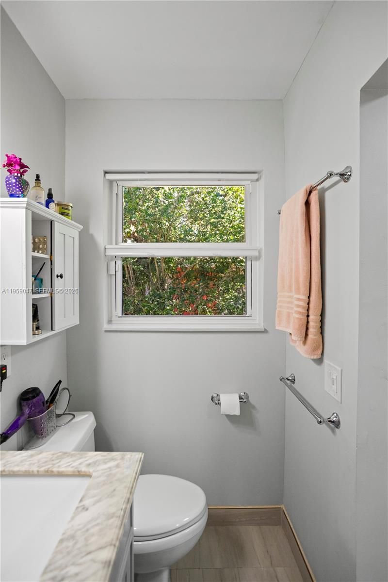 6331 SW 62nd Ter, South Miami, FL 33143 Photo