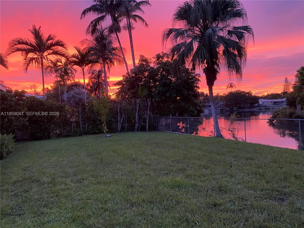 6331 SW 62nd Ter, South Miami, FL 33143 Photo