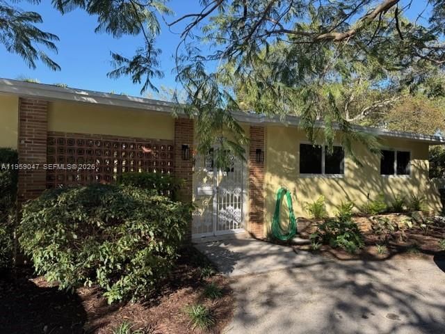 6331 SW 62nd Ter, South Miami, FL 33143 Photo