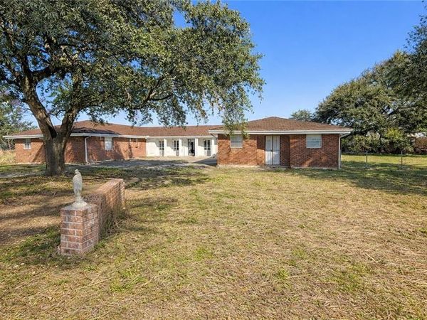 2068 FARRAGUT Street, New Orleans, LA 70114