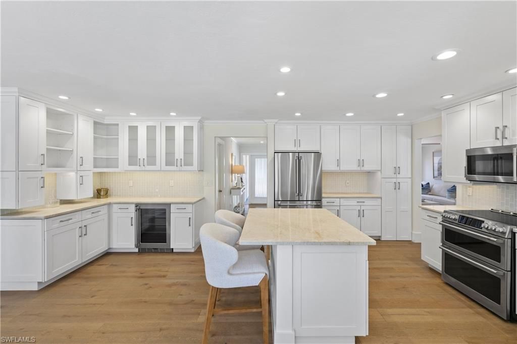 4916 Crayton Rd, Naples, FL 34103 Photo