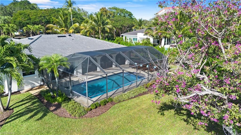 4916 Crayton Rd, Naples, FL 34103 Photo