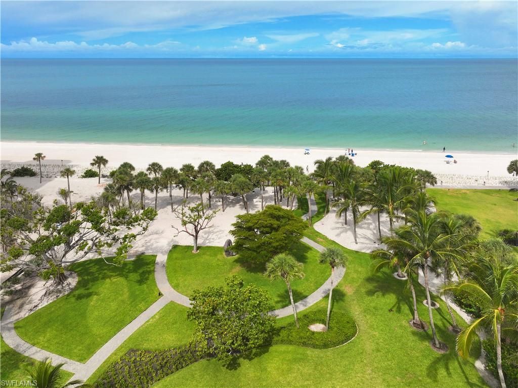 4916 Crayton Rd, Naples, FL 34103 Photo