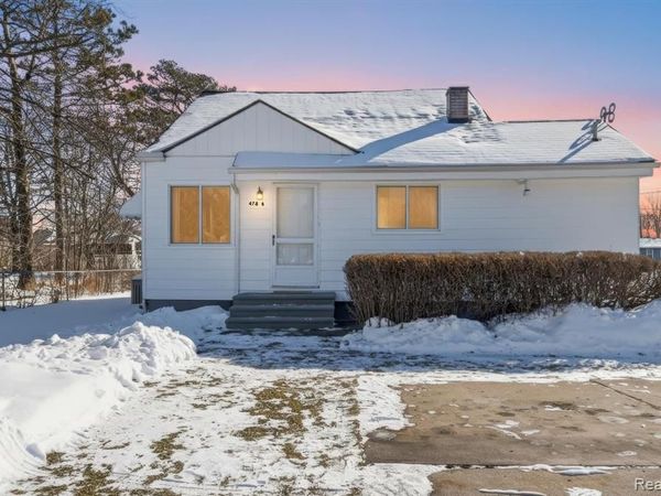 47816 Jefferson Avenue, Chesterfield Twp, MI 48047