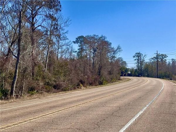 W HIGHWAY 22 Highway, Madisonville, LA 70447