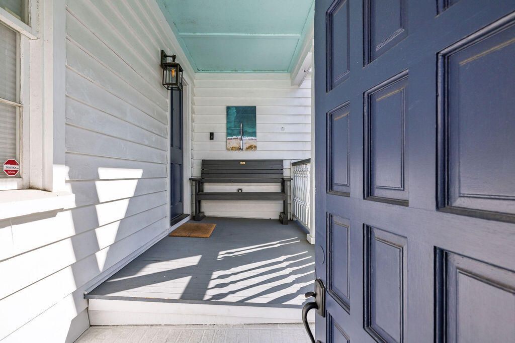 381 Sumter Street Photo 5