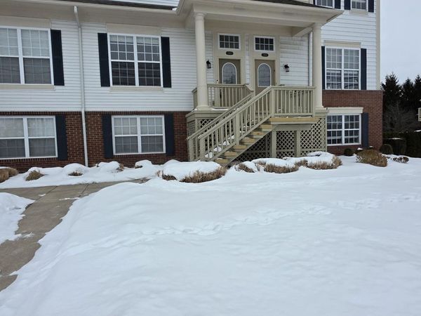 1547 Cass Lake Road, Keego Harbor, MI 48320