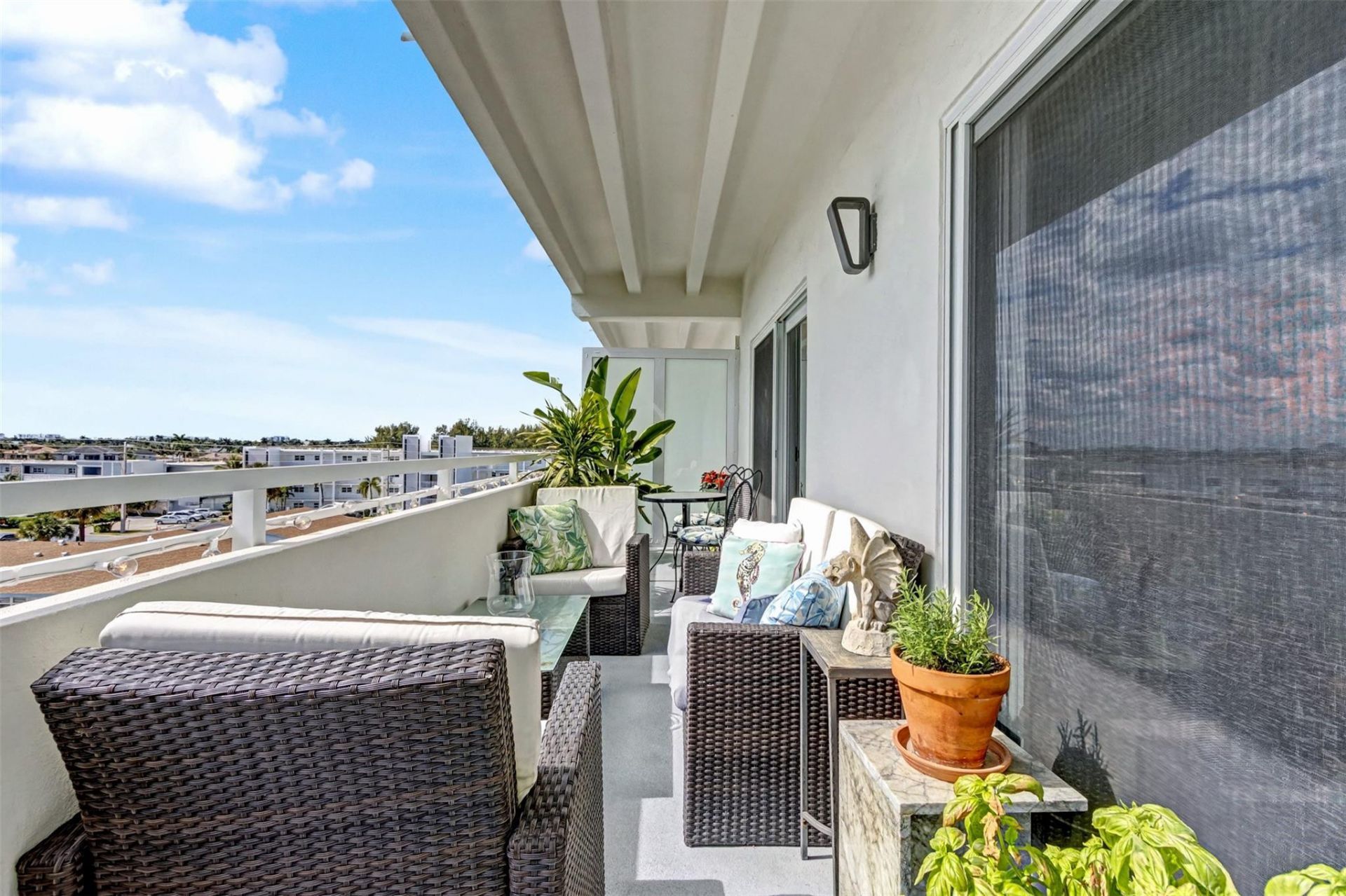 3212 NE 12th Street, Unit 502, Pompano Beach, FL 33062 Photo