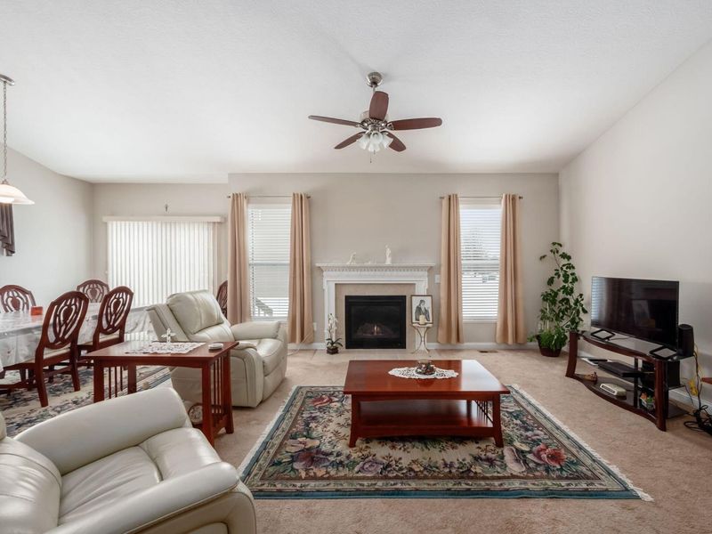 8674 Aconite Drive, Unit 460, Blacklick, OH 43004 Photo 14