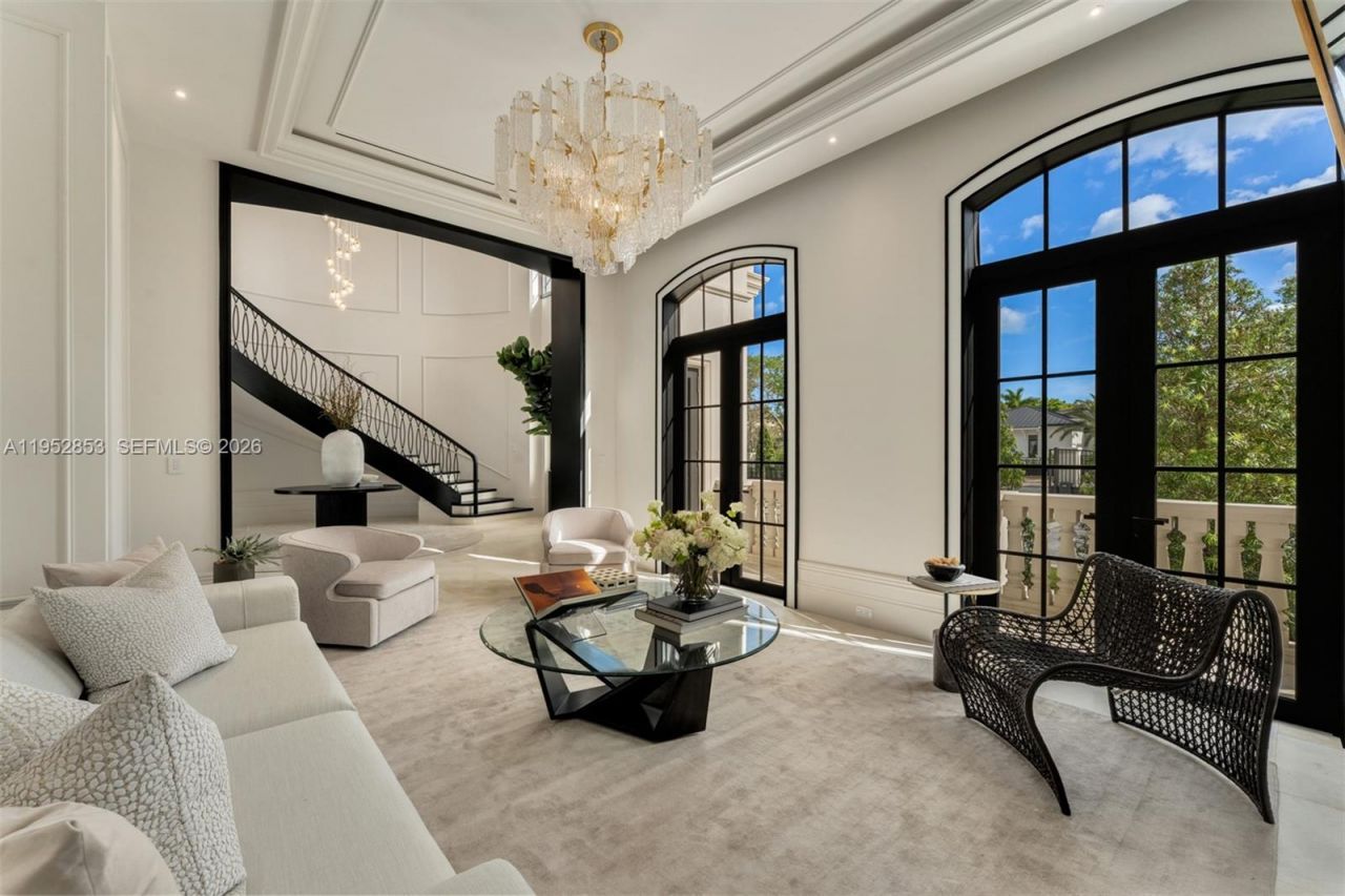 5901 SW 107th St, Pinecrest, FL 33156 Photo