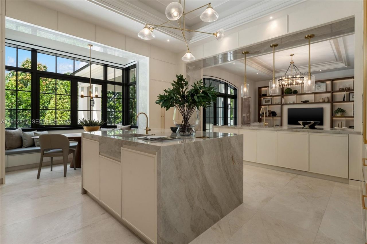 5901 SW 107th St, Pinecrest, FL 33156 Photo