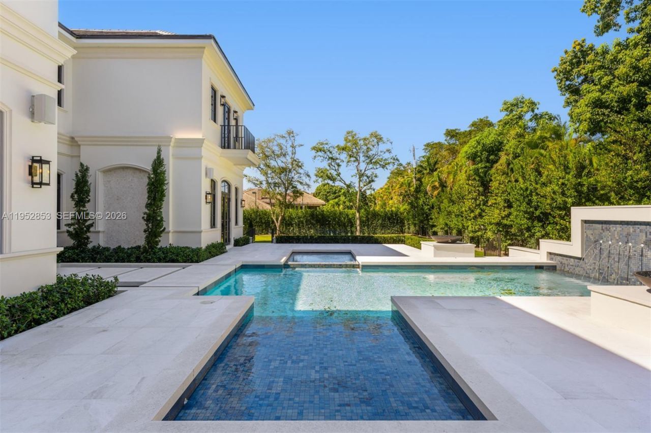 5901 SW 107th St, Pinecrest, FL 33156 Photo