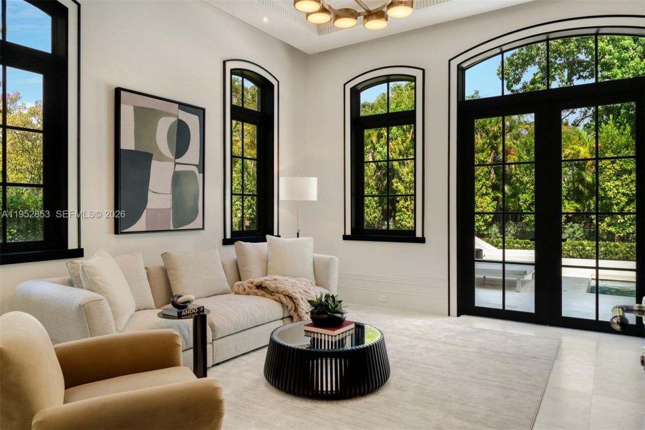 5901 SW 107th St, Pinecrest, FL 33156 Photo