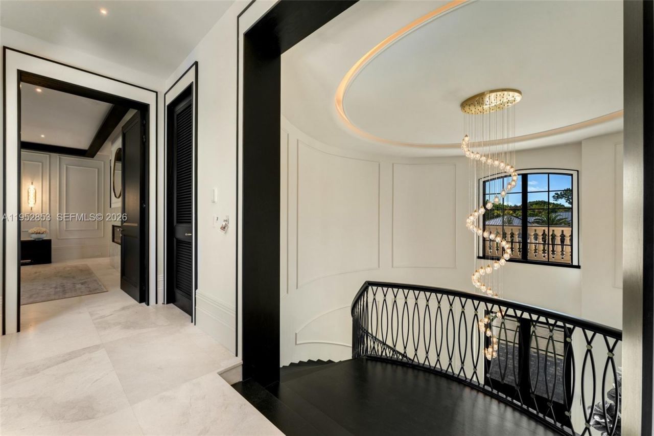 5901 SW 107th St, Pinecrest, FL 33156 Photo