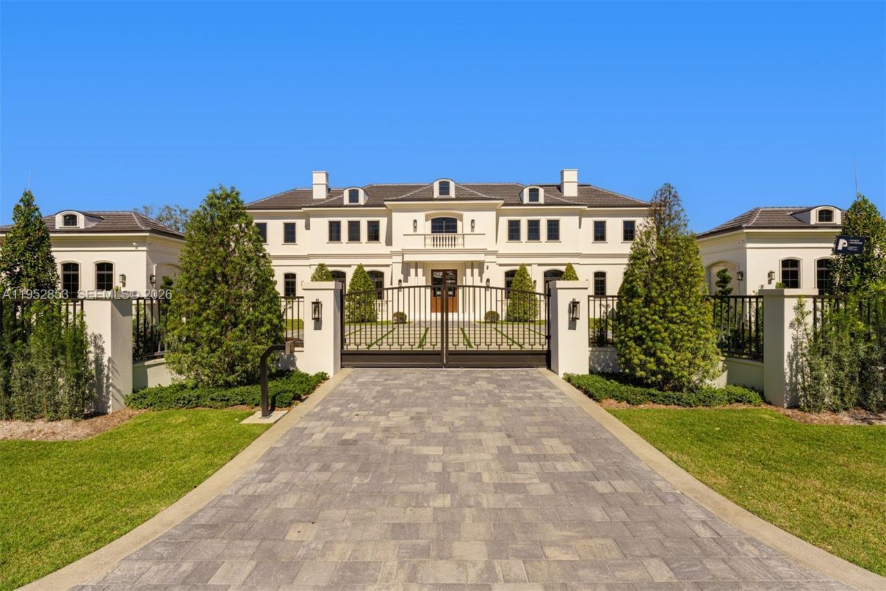 5901 SW 107th St, Pinecrest, FL 33156 Photo