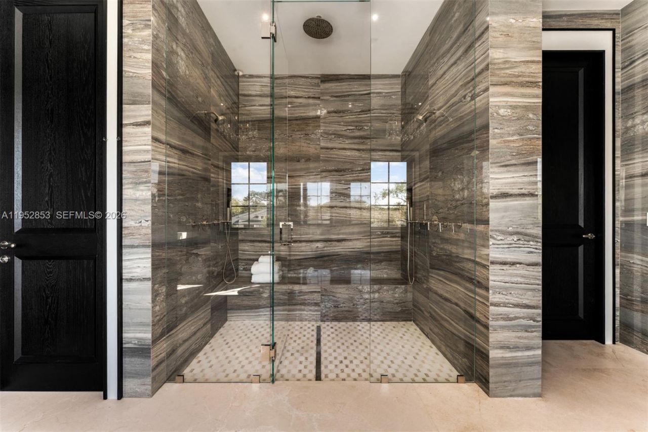 5901 SW 107th St, Pinecrest, FL 33156 Photo