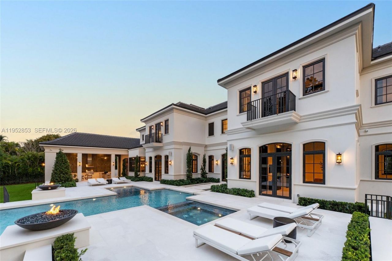 5901 SW 107th St, Pinecrest, FL 33156 Photo