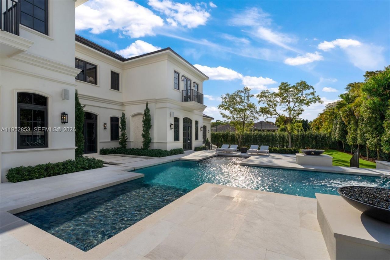 5901 SW 107th St, Pinecrest, FL 33156 Photo