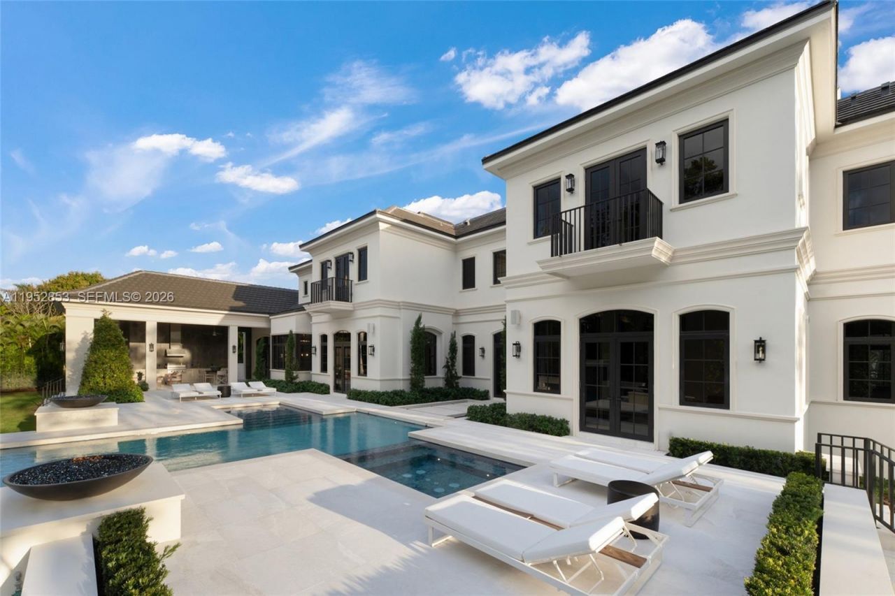 5901 SW 107th St, Pinecrest, FL 33156 Photo