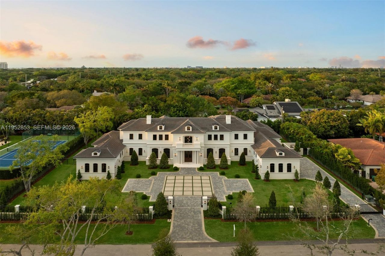 5901 SW 107th St, Pinecrest, FL 33156 Photo