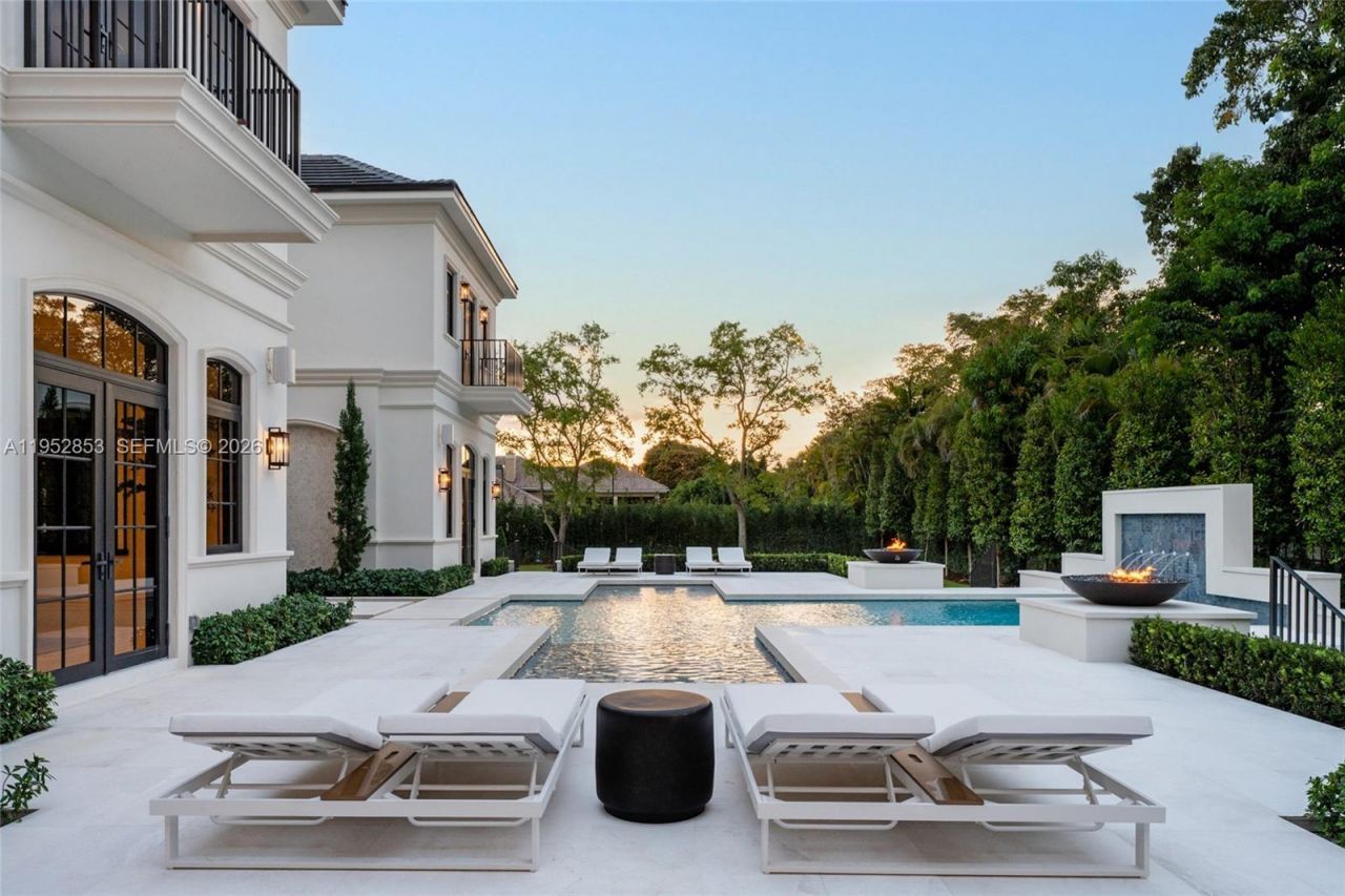 5901 SW 107th St, Pinecrest, FL 33156 Photo