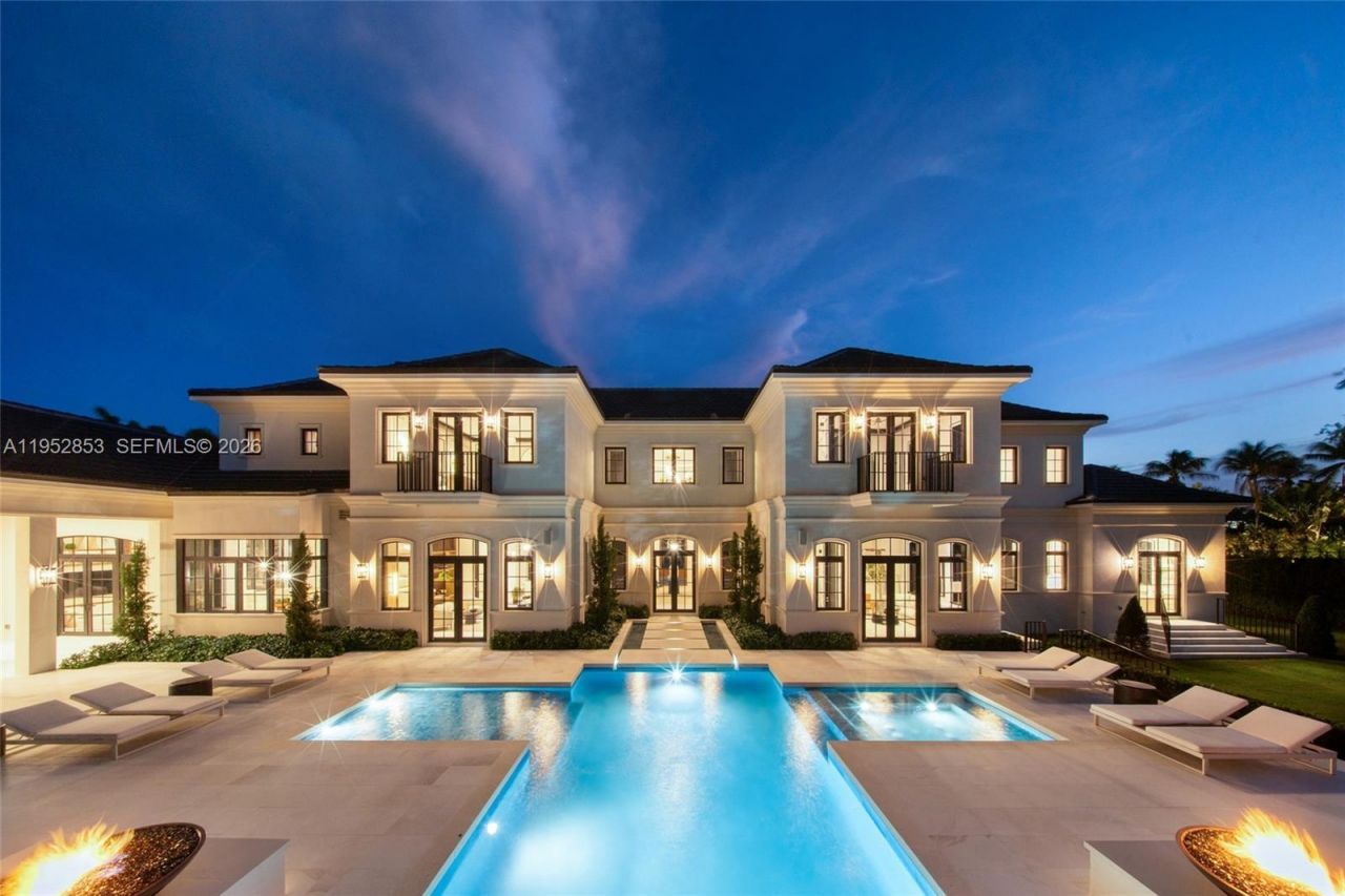 5901 SW 107th St, Pinecrest, FL 33156 Photo