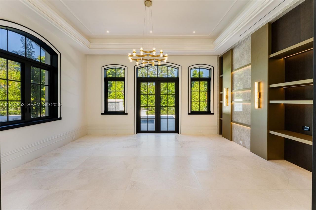 5901 SW 107th St, Pinecrest, FL 33156 Photo