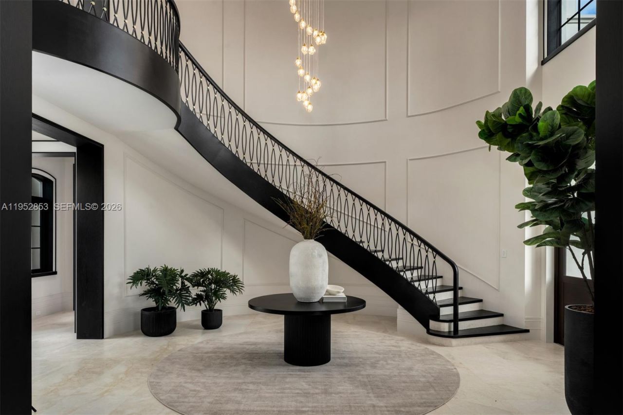 5901 SW 107th St, Pinecrest, FL 33156 Photo