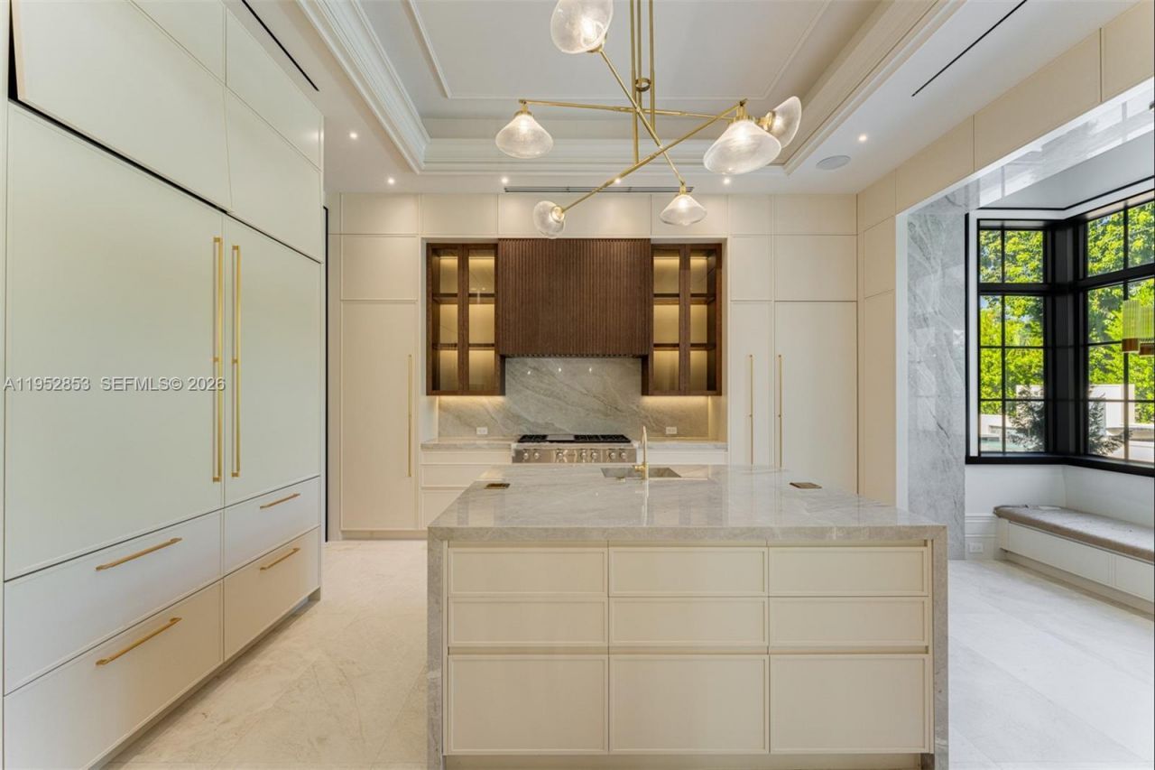 5901 SW 107th St, Pinecrest, FL 33156 Photo