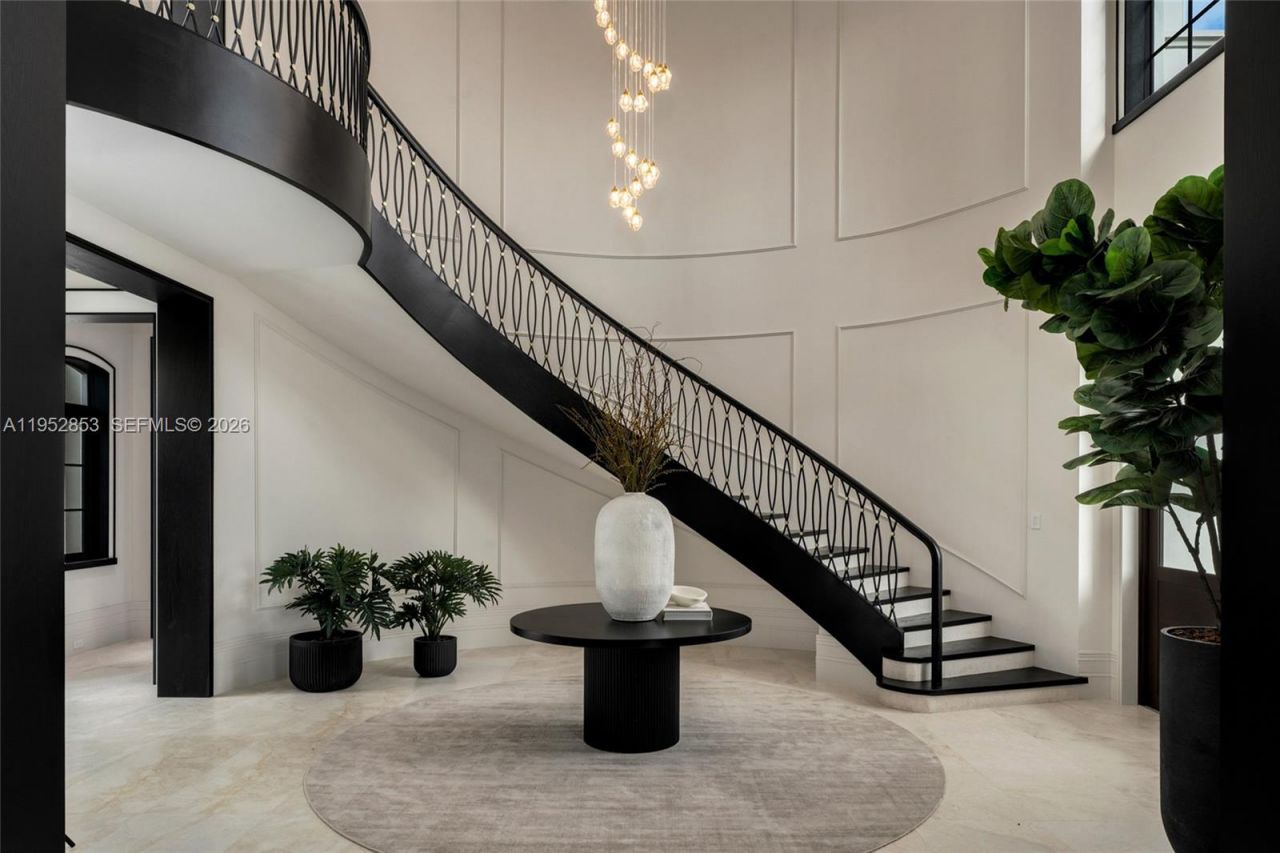 5901 SW 107th St, Pinecrest, FL 33156 Photo