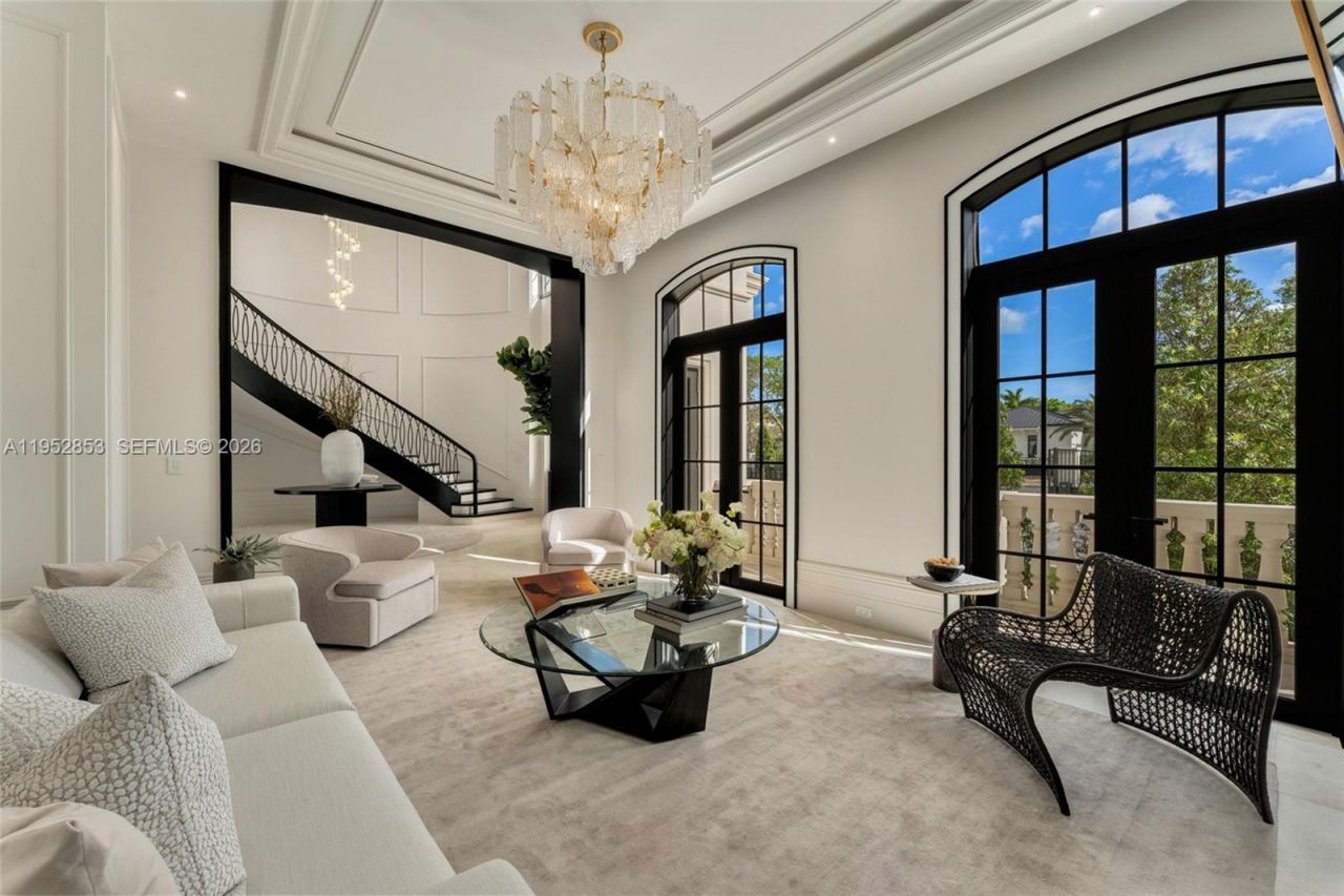 5901 SW 107th St, Pinecrest, FL 33156 Photo