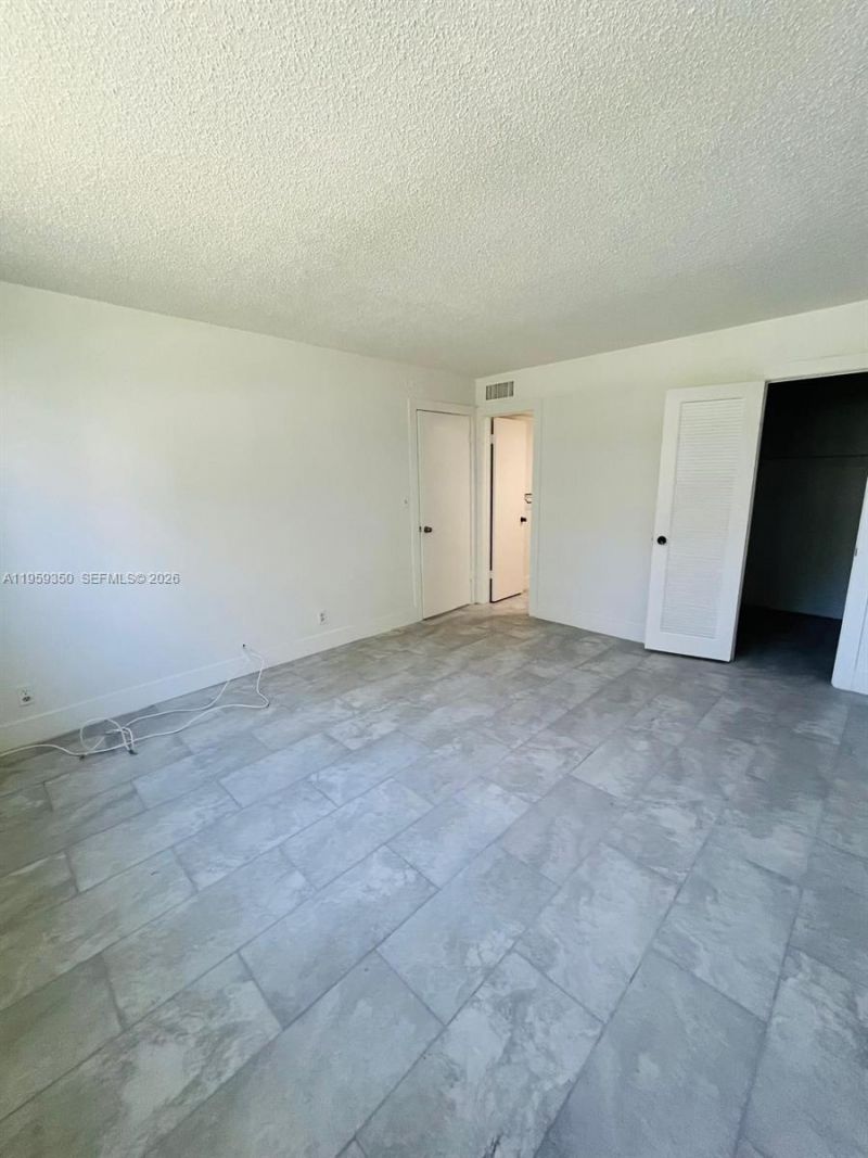 3001 NW 48th Ave, Unit 144, Lauderdale Lakes, FL 33313 Photo