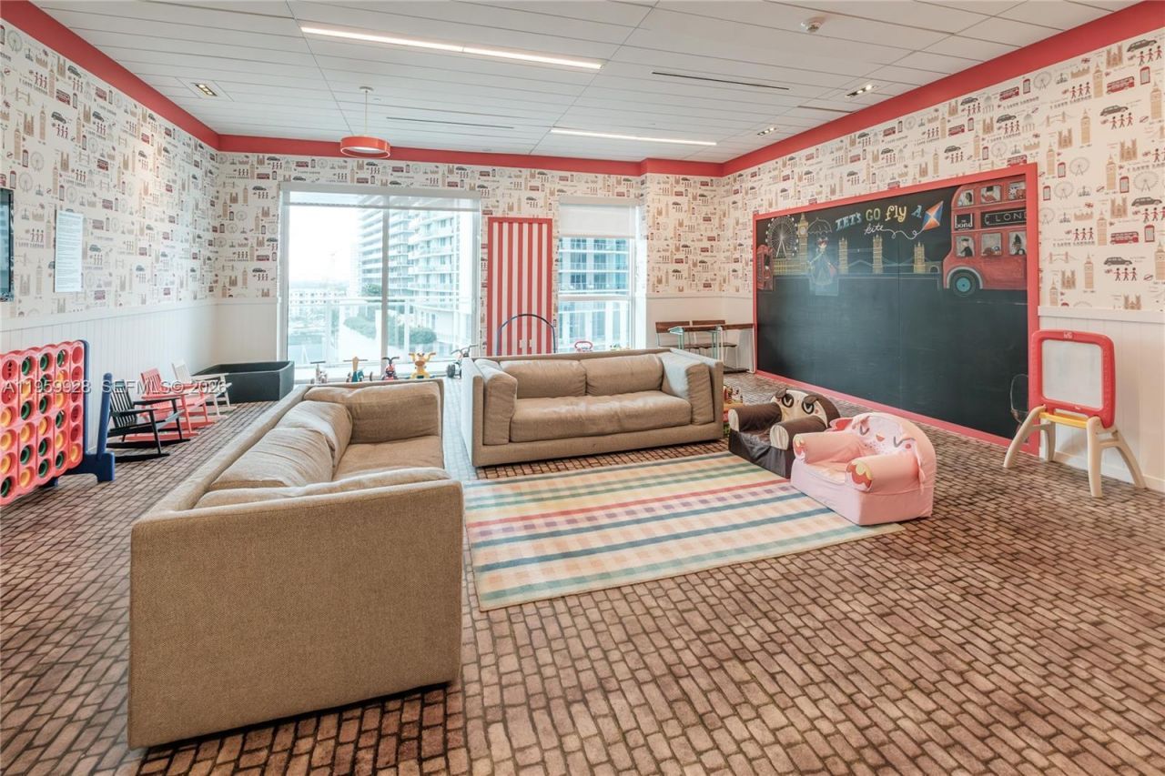 1080 Brickell Ave, Unit 3904, Miami, FL 33131 Photo