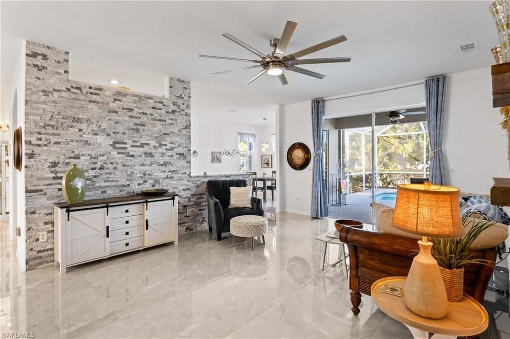 9346 Palm Island Cir, North Fort Myers, FL 33903 Photo