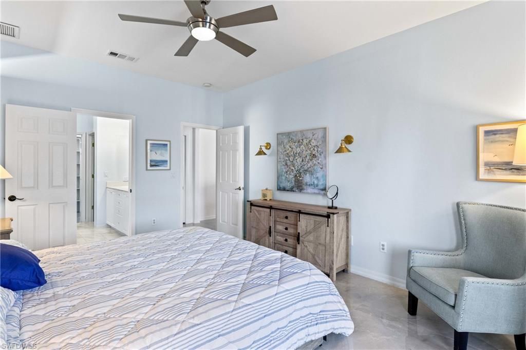 9346 Palm Island Cir, North Fort Myers, FL 33903 Photo