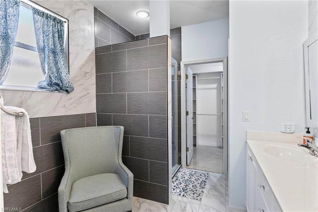 9346 Palm Island Cir, North Fort Myers, FL 33903 Photo