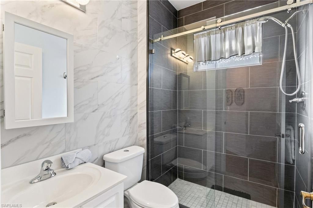 9346 Palm Island Cir, North Fort Myers, FL 33903 Photo