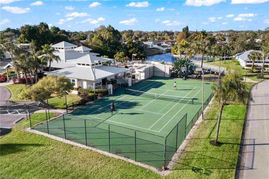 9346 Palm Island Cir, North Fort Myers, FL 33903 Photo