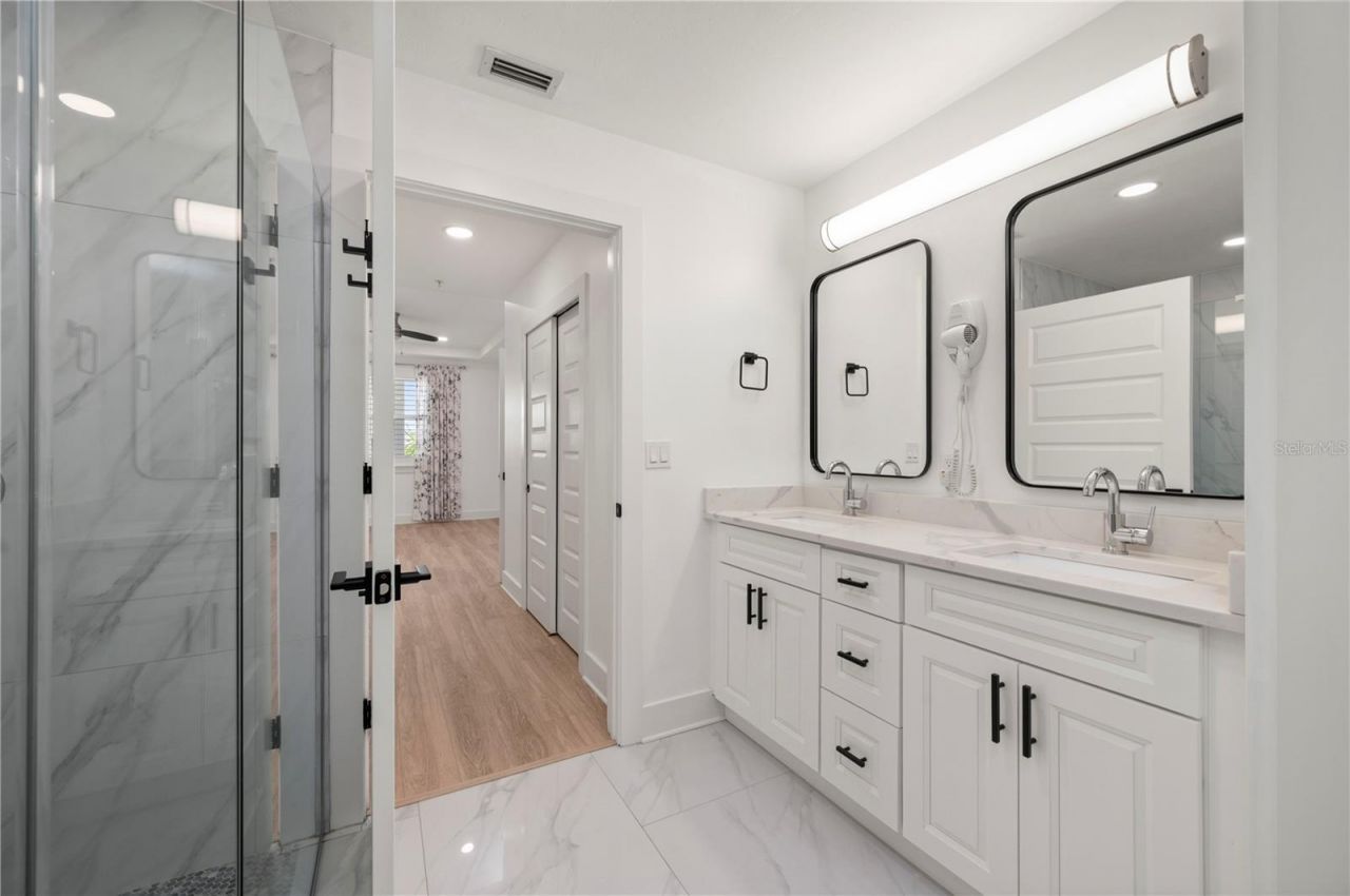 1425 Park Beach Circle, Unit 1310, Punta Gorda, FL 33950 Photo