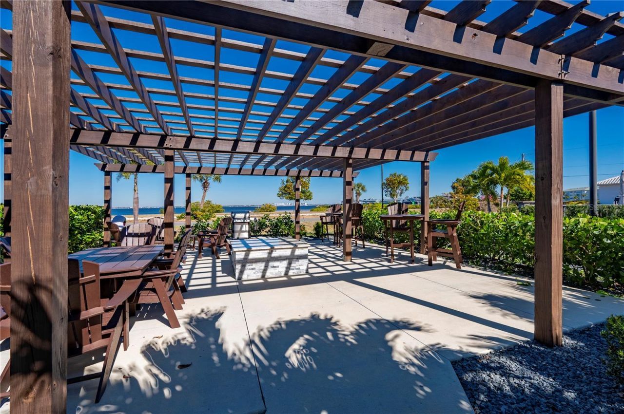 1425 Park Beach Circle, Unit 1310, Punta Gorda, FL 33950 Photo