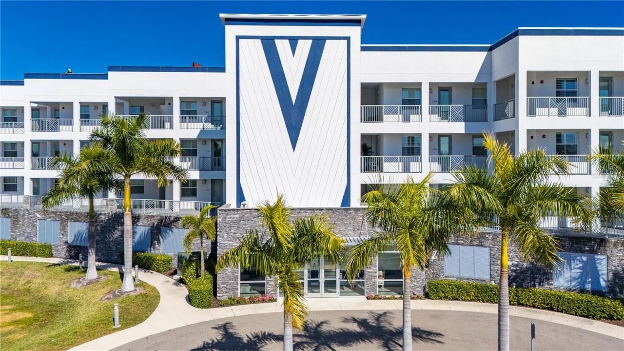 1425 Park Beach Circle, Unit 1310, Punta Gorda, FL 33950 Photo