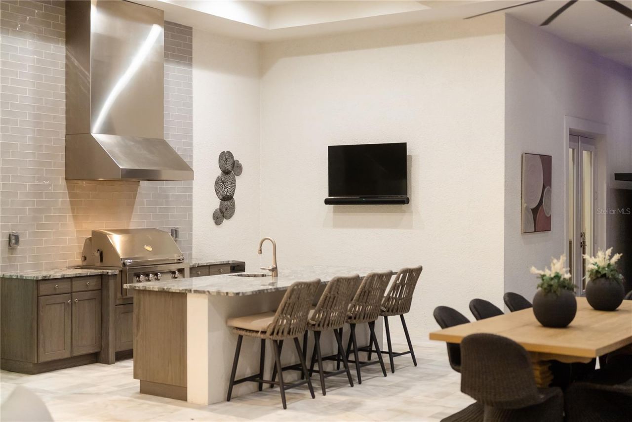 17014 Clearlake Avenue, Lakewood Ranch, FL 34202 Photo