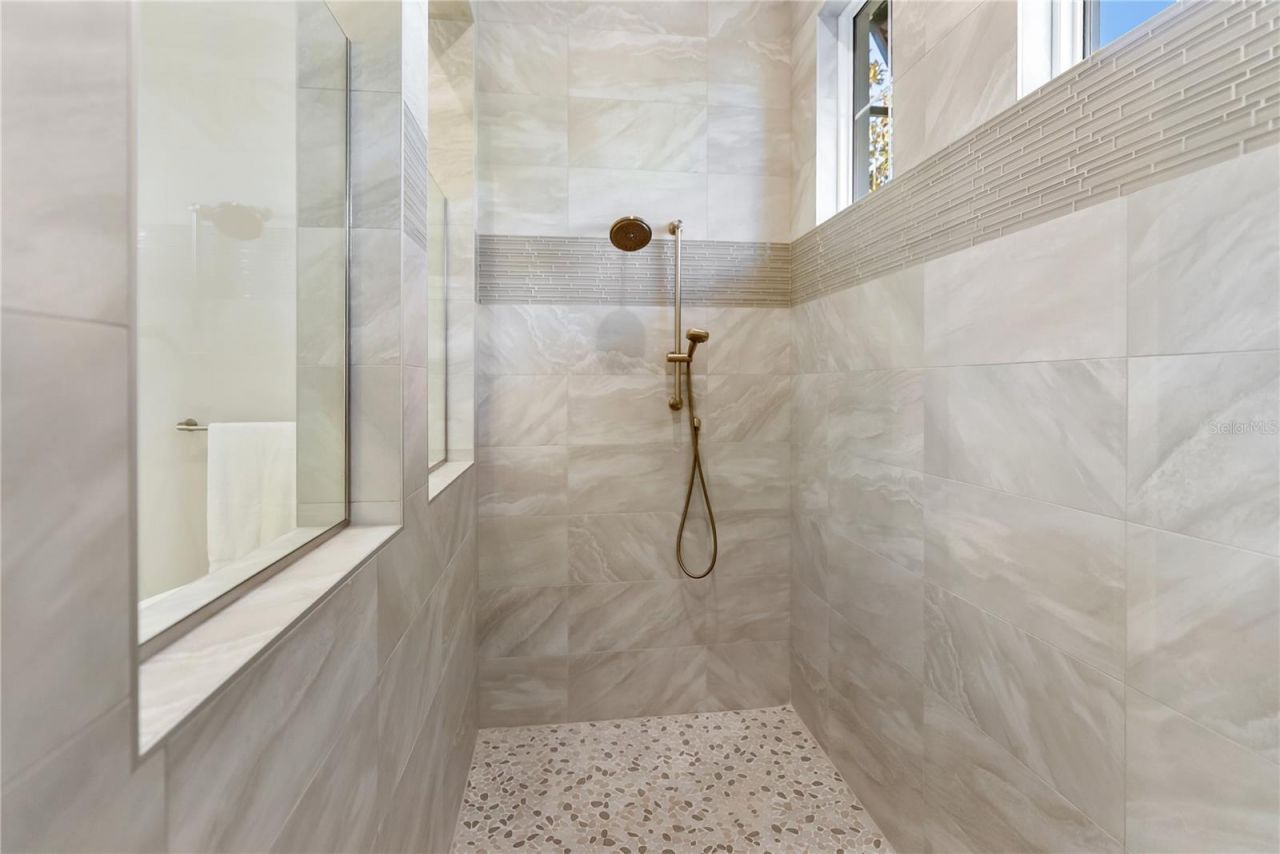 17014 Clearlake Avenue, Lakewood Ranch, FL 34202 Photo