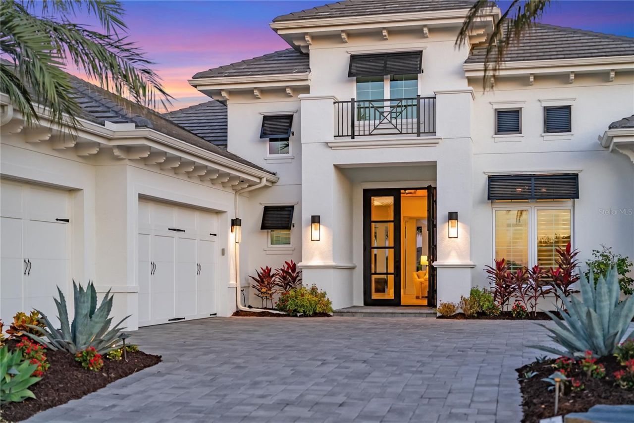 17014 Clearlake Avenue, Lakewood Ranch, FL 34202 Photo