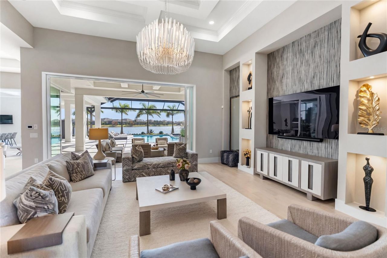 17014 Clearlake Avenue, Lakewood Ranch, FL 34202 Photo