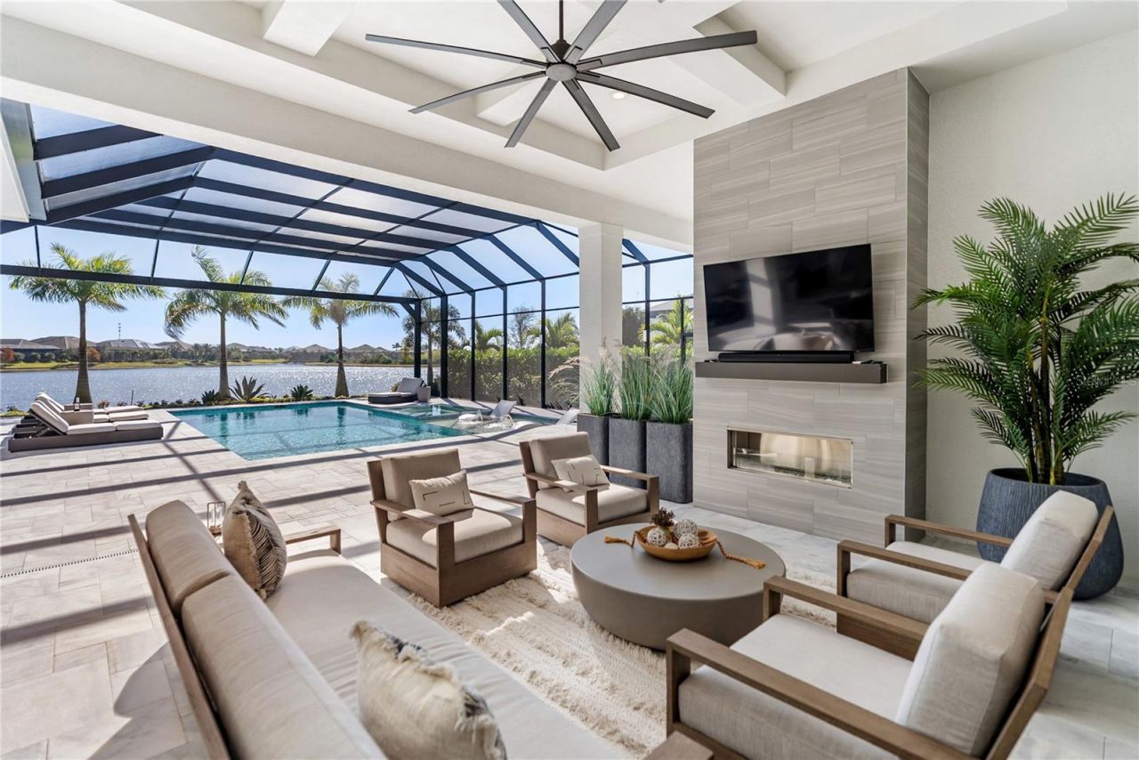 17014 Clearlake Avenue, Lakewood Ranch, FL 34202 Photo