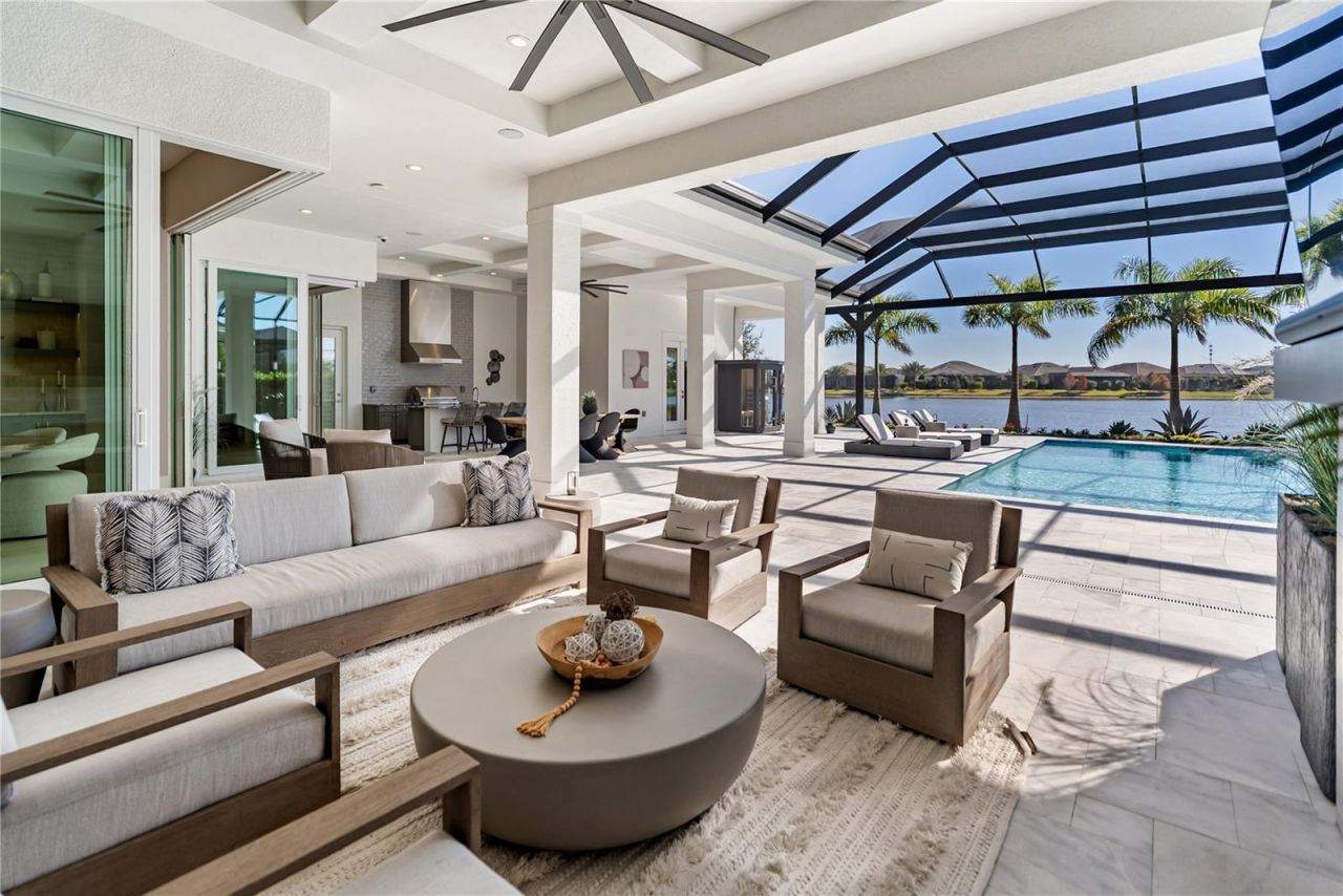 17014 Clearlake Avenue, Lakewood Ranch, FL 34202 Photo